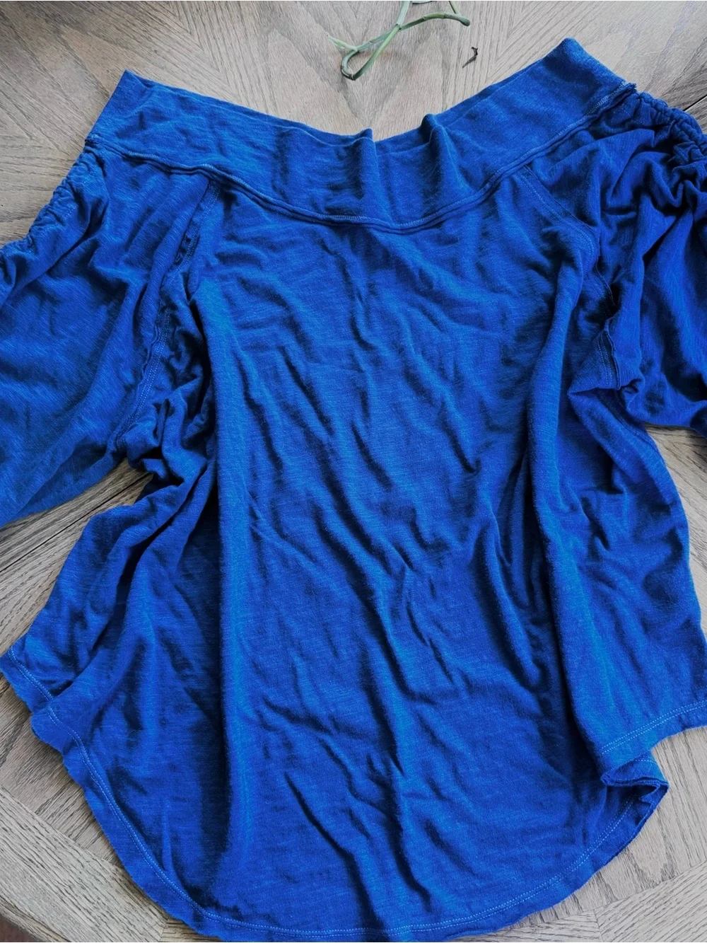 Free People Bohema Off-The-Shoulder Slub Shirt in a Blue Shade Size Large